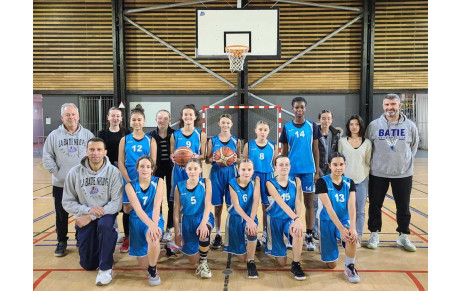 Les filles U15 poursuivent leur progression collective, les U17M calent face à HPB.